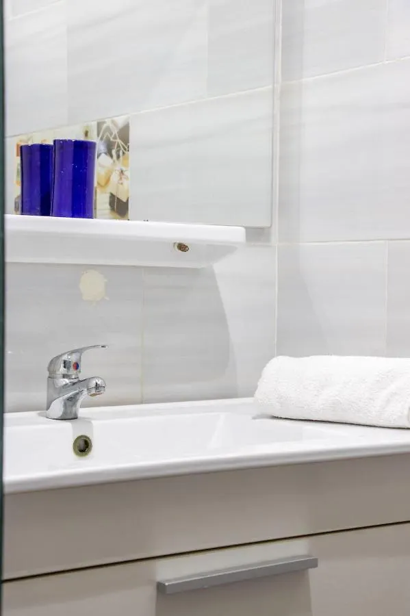 Tres Beau Riad A Marrakech Avec Piscines Marrakesh