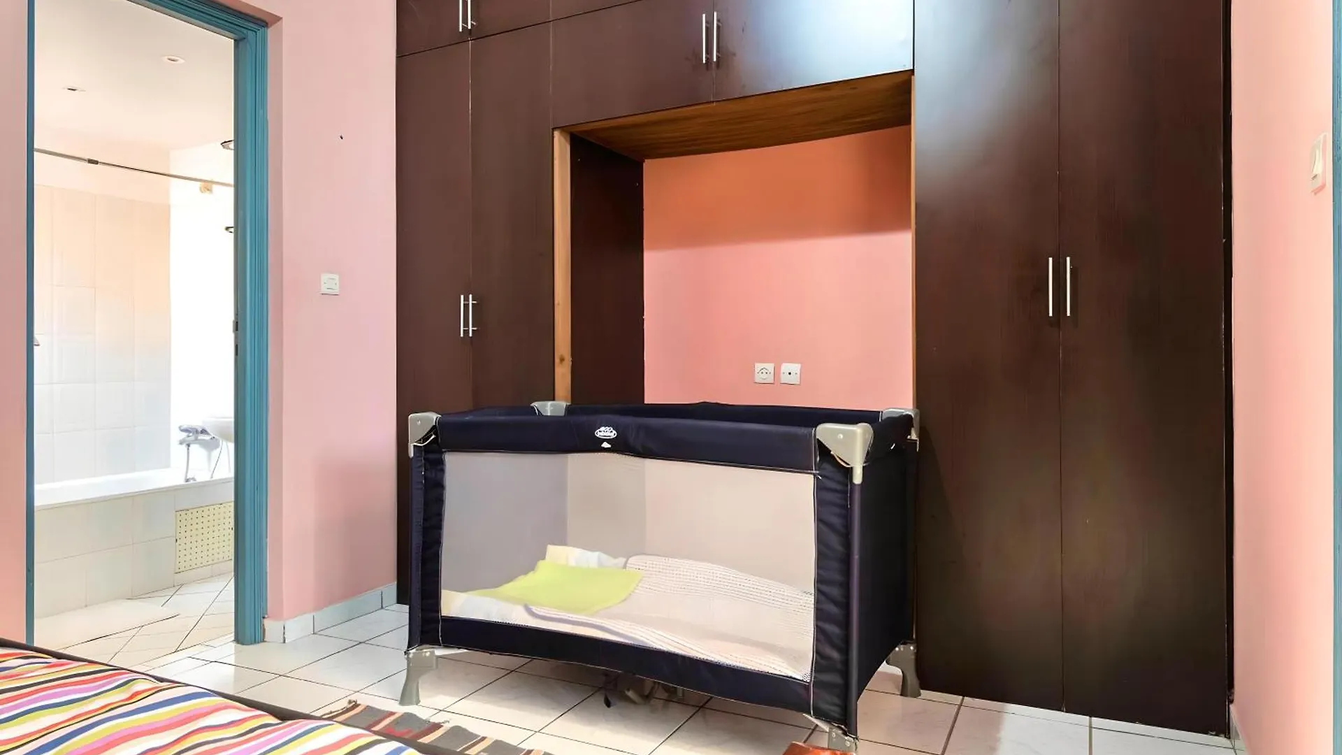 Tres Beau Riad A Marrakech Avec Piscines Marrakesh Holiday home